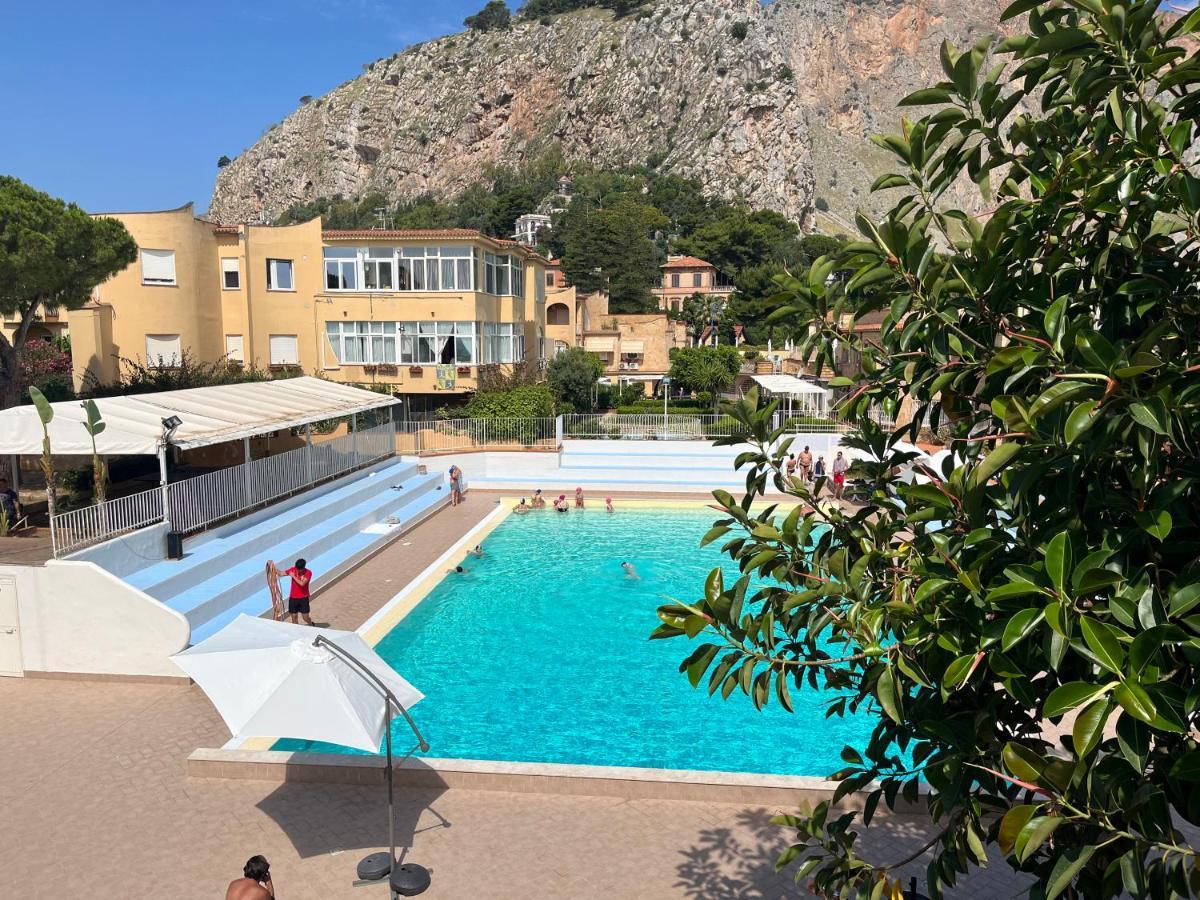 Ashur Apartments Mondello Exterior foto